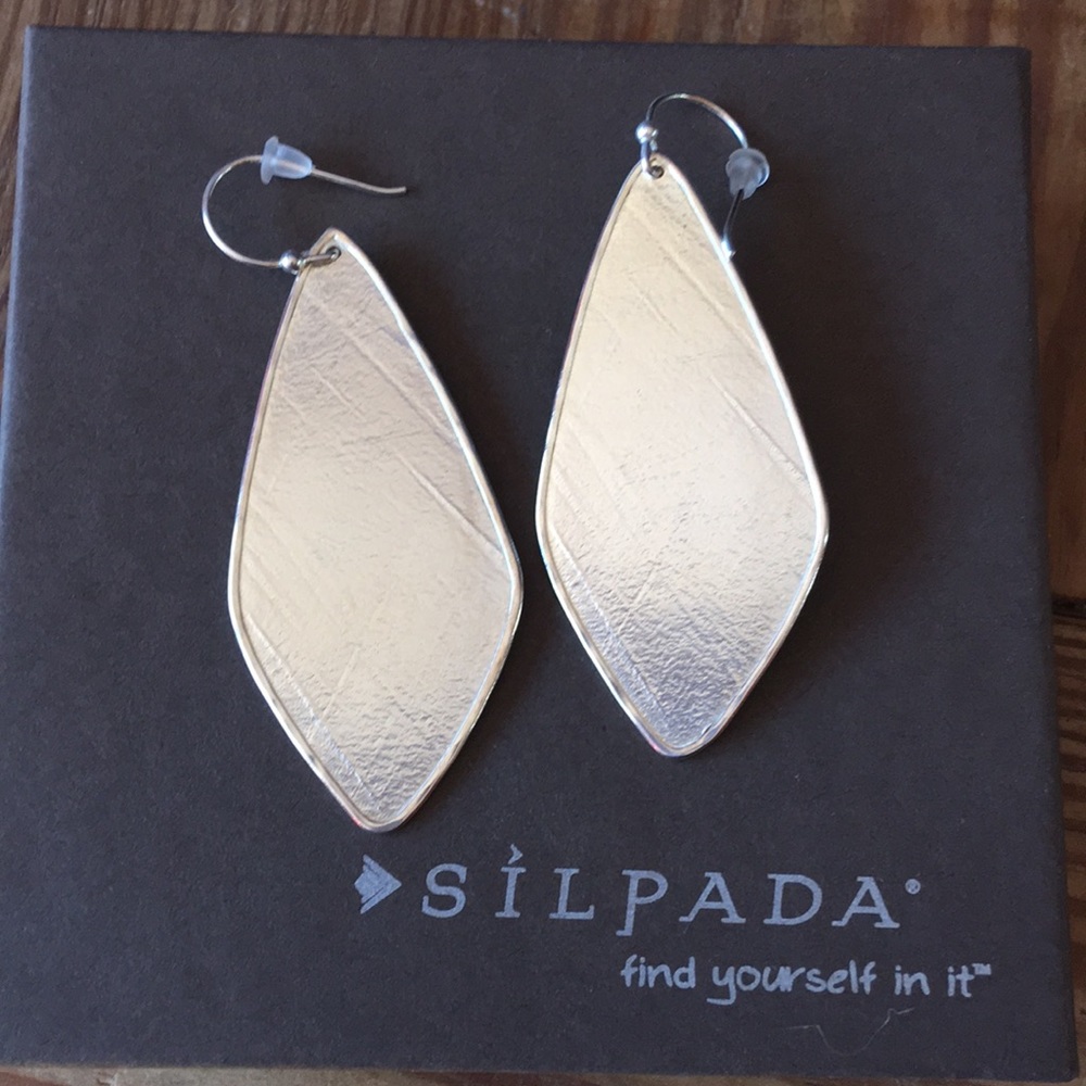 Silpada Etched Effect Earrings